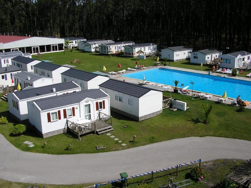 Aquahause Hotel Патайас Екстериор снимка